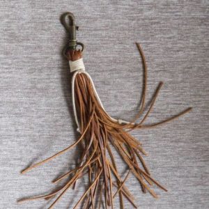 TEXTURED TASSEL